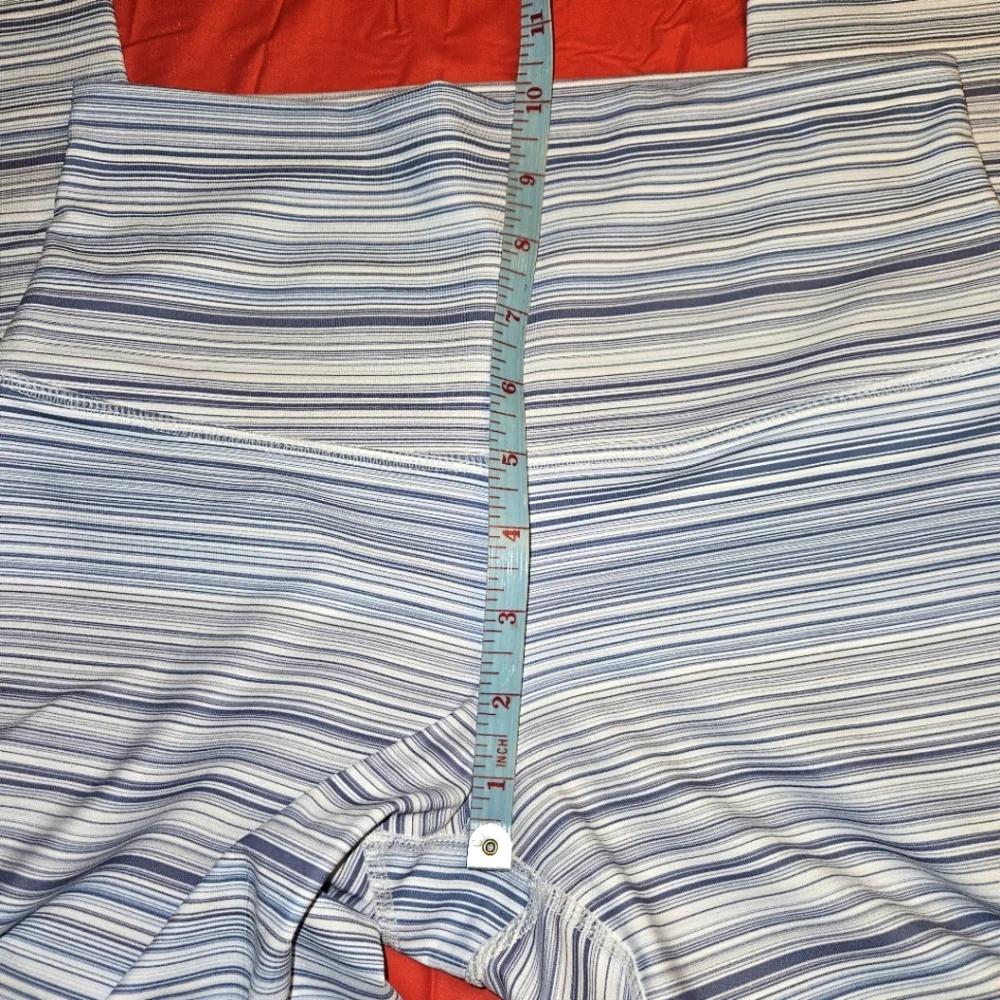 D.Y.I. Define Your Inspiration High Waisted Stripe Leggings szM Blue Gray White - Picture 5 of 8